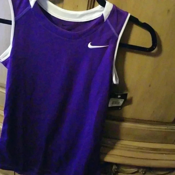 Purple Nike tank - Picture 3 of 3